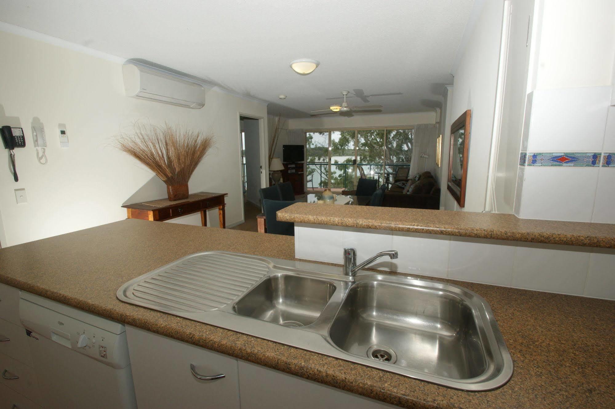 The Esplanade Riverview Holiday Apartments Maroochydore Luaran gambar